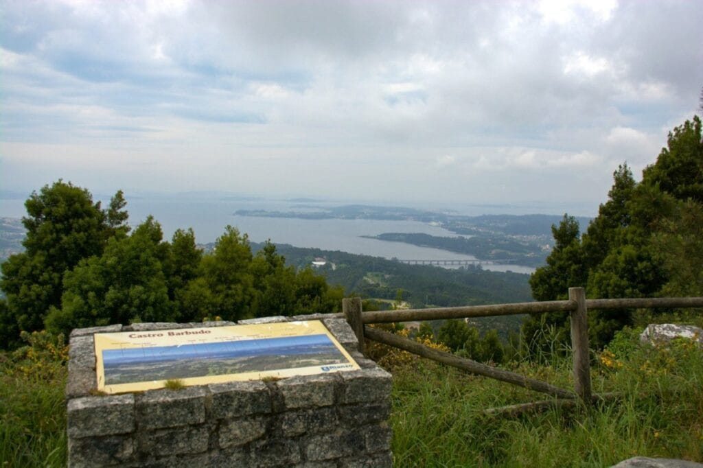 Mirador Castro Barbudo